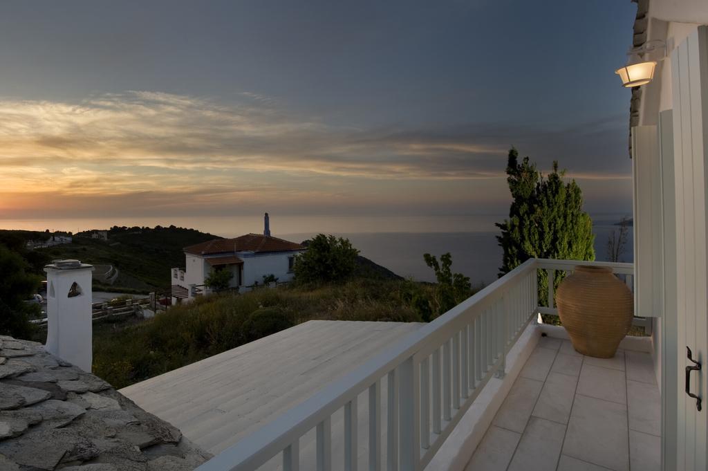 Althea Boutique Hotel Alónnisos Rum bild